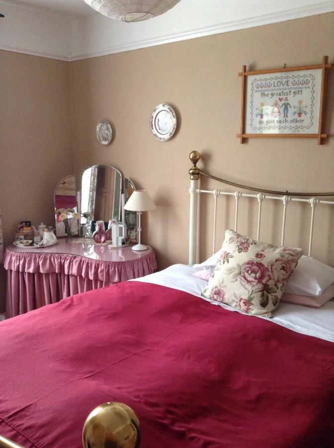 Hyacinth Bed & Breakfast Веллингтон Экстерьер фото